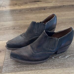 Women’s  Freebird Brown Western Ankle Boots 9.5